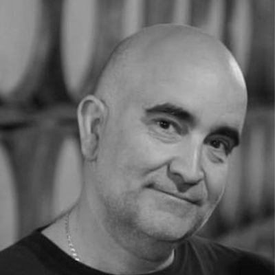 Dr. Jaime González