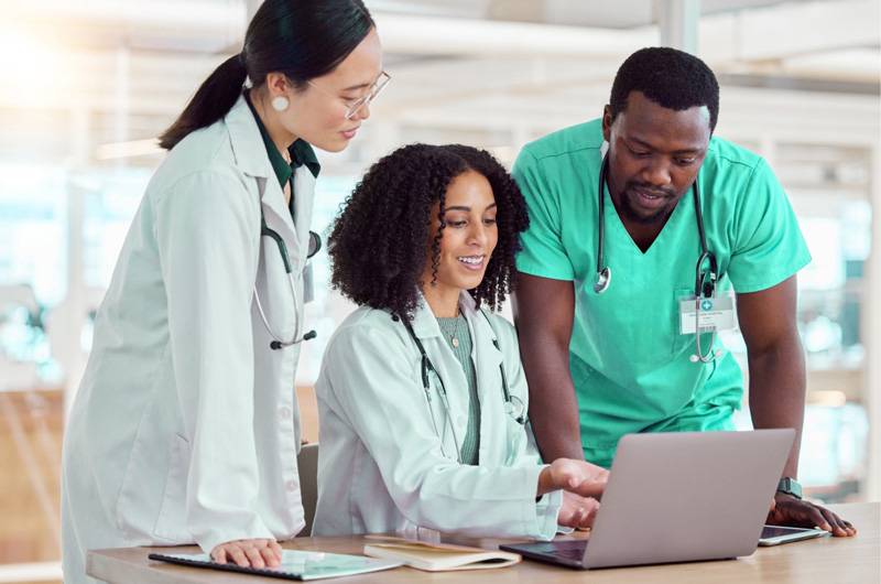 Consejos y ayudas para las rotaciones externas de médicos
